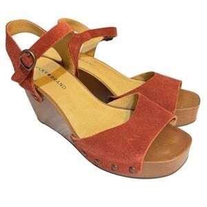 Lucky Brand wedges rust red suede ankle buckle size 7.5 US womenβs